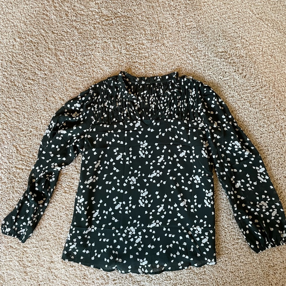 White and Green Relaxed Long Sleeve Blouse